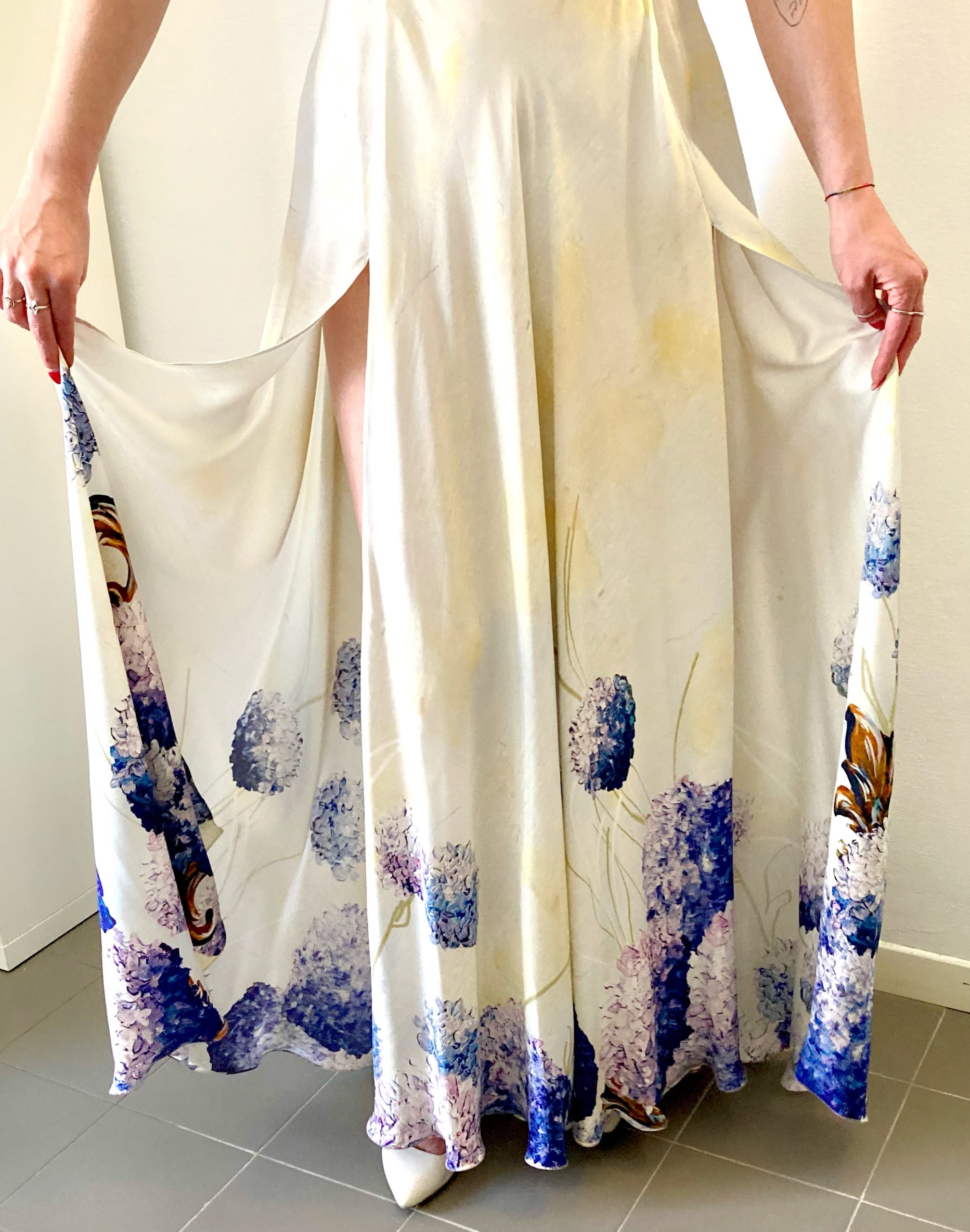 Abito Liberty II seta con ortensie - immagine 5