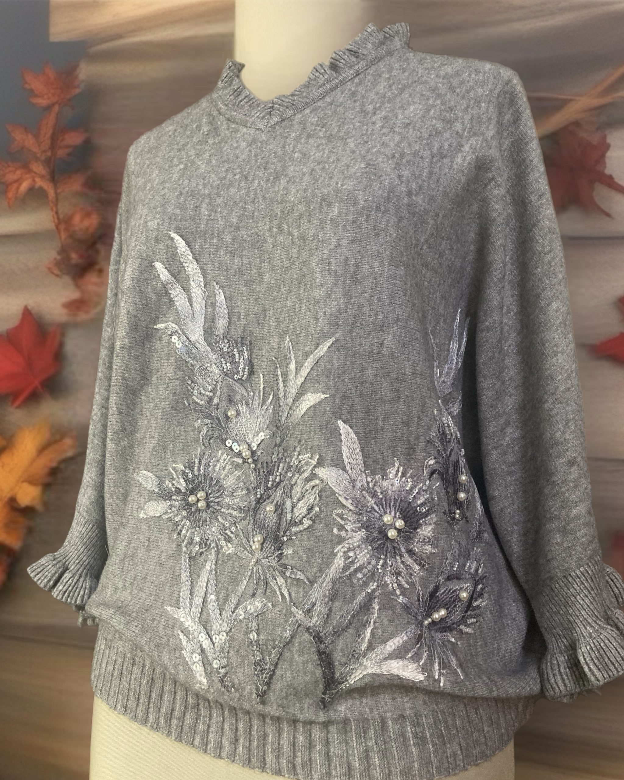 Maglione “Pennellate d’Autunno” – Dipinto Colore Grigio - immagine 3